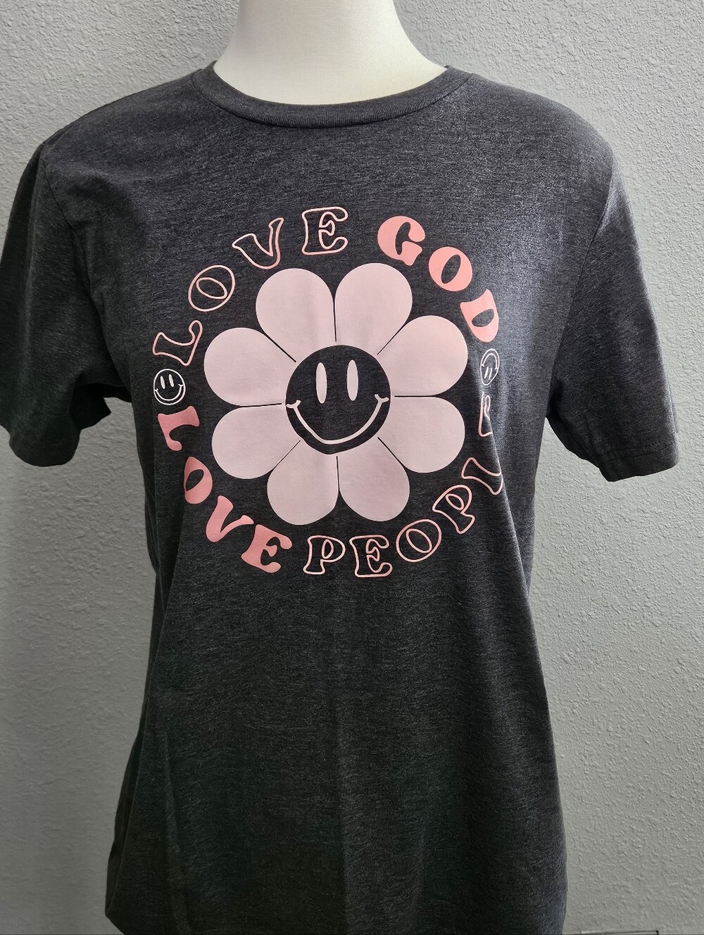 Love In Faith Gray Tee, Large, Love God Love People Graphic with Pink Flower